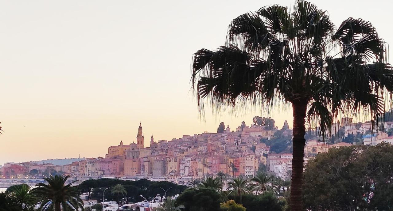 Menton Bord De Mer Studio Calme Avec Balcon, Ascenseur, Climatisation, Ideal Location Quiet Near Sea, Balcony, Elevator, Ac エクステリア 写真